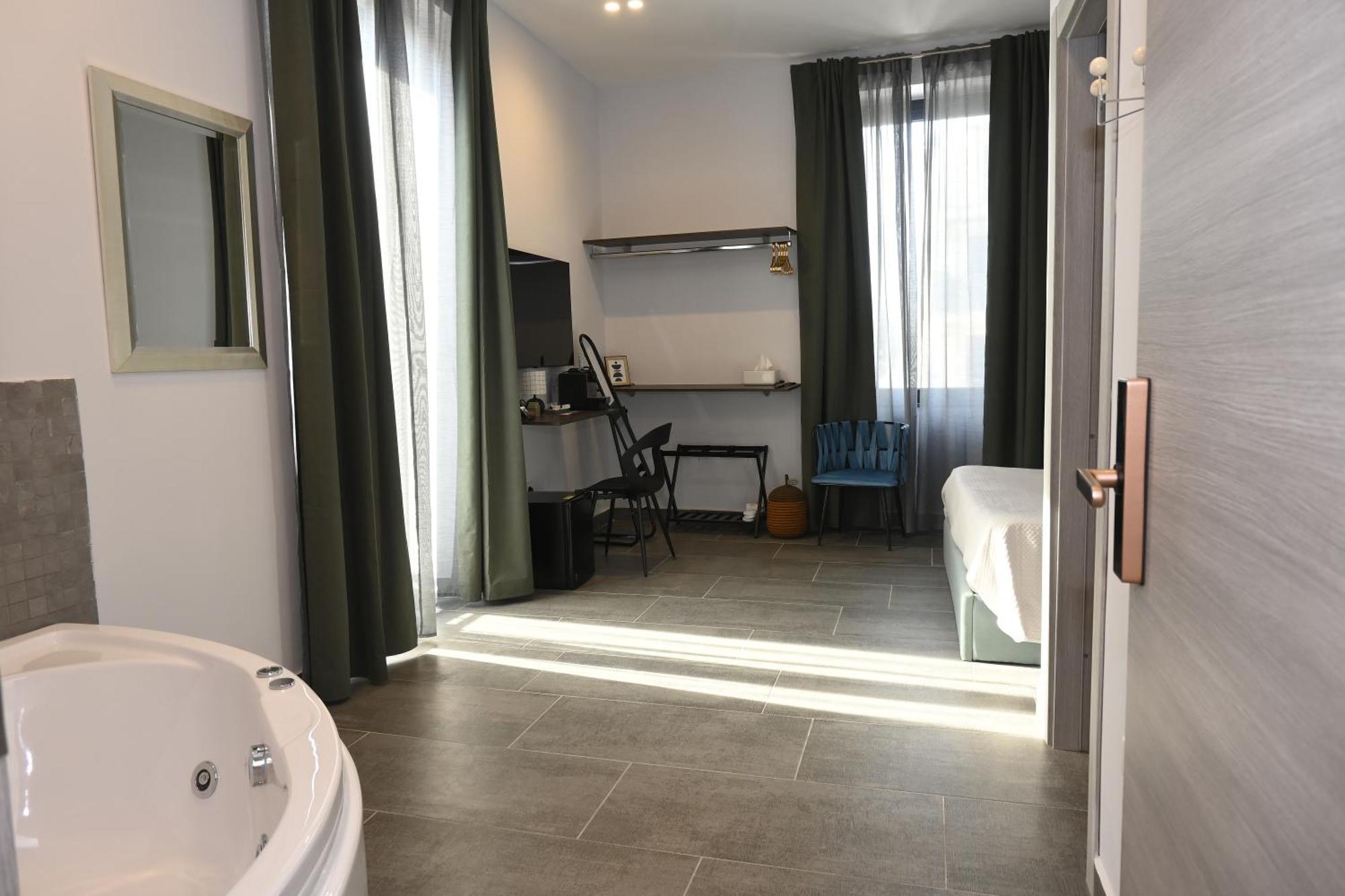 Zeta Boutique Hotel Caserta Exterior photo