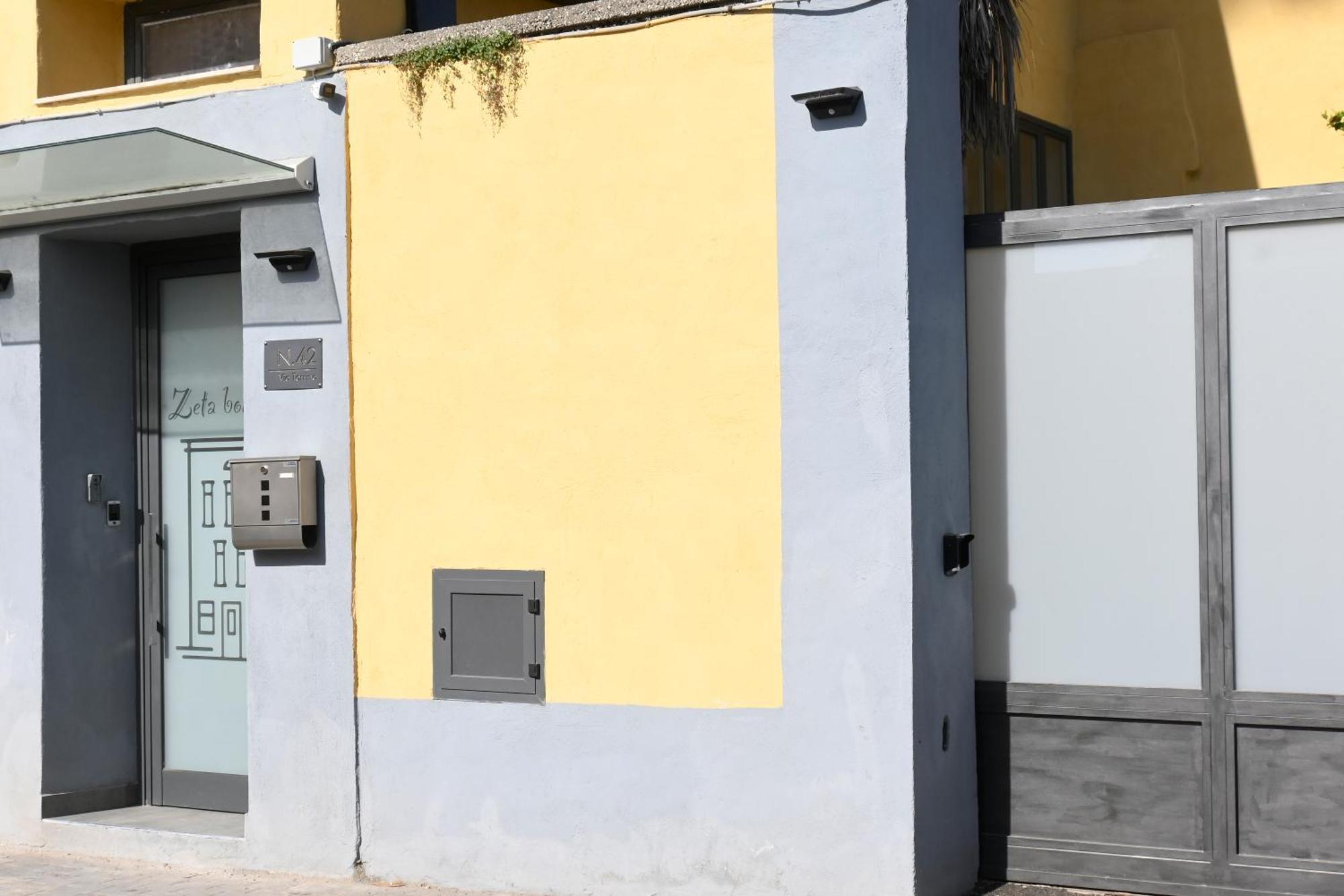Zeta Boutique Hotel Caserta Exterior photo