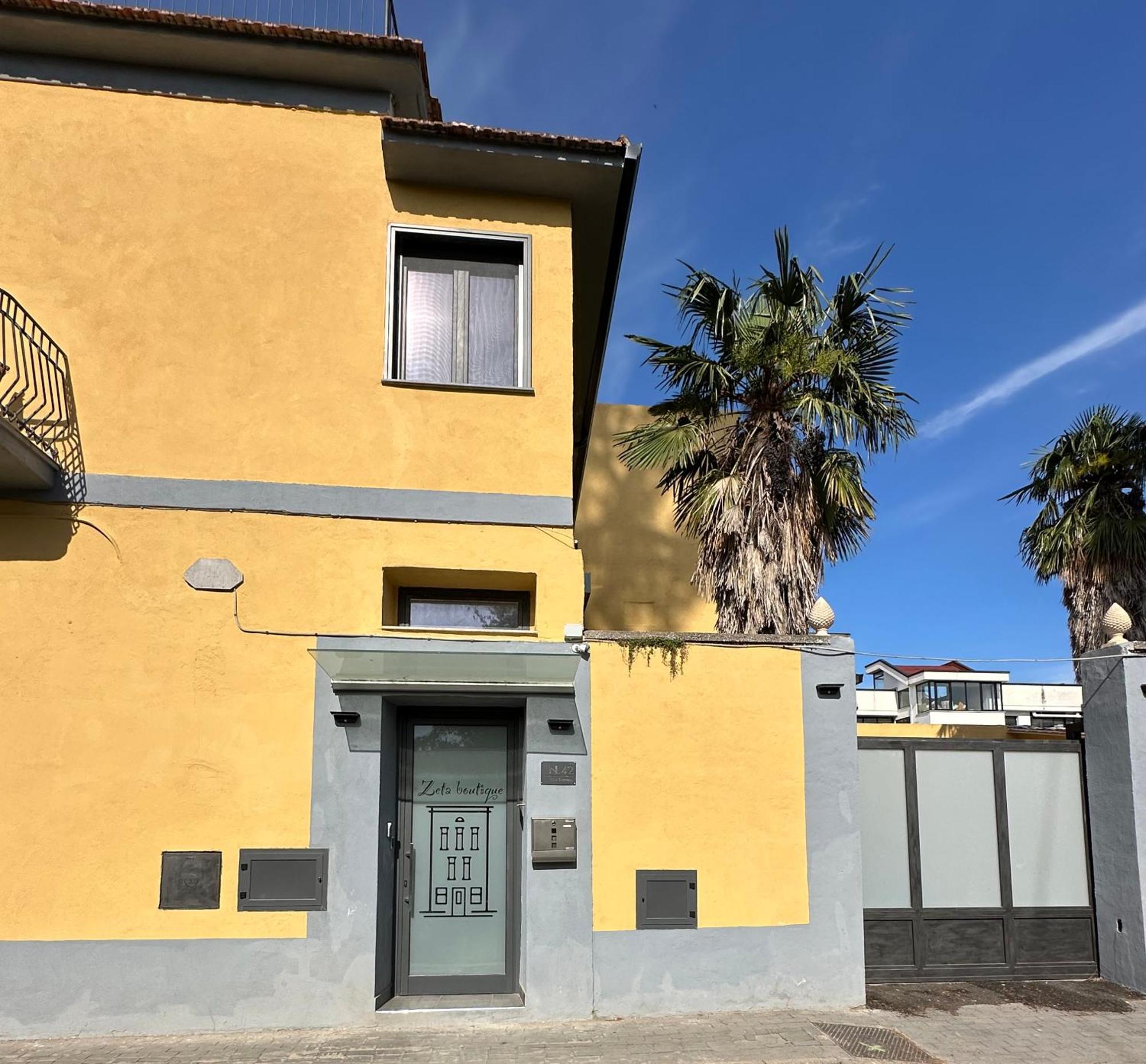 Zeta Boutique Hotel Caserta Exterior photo